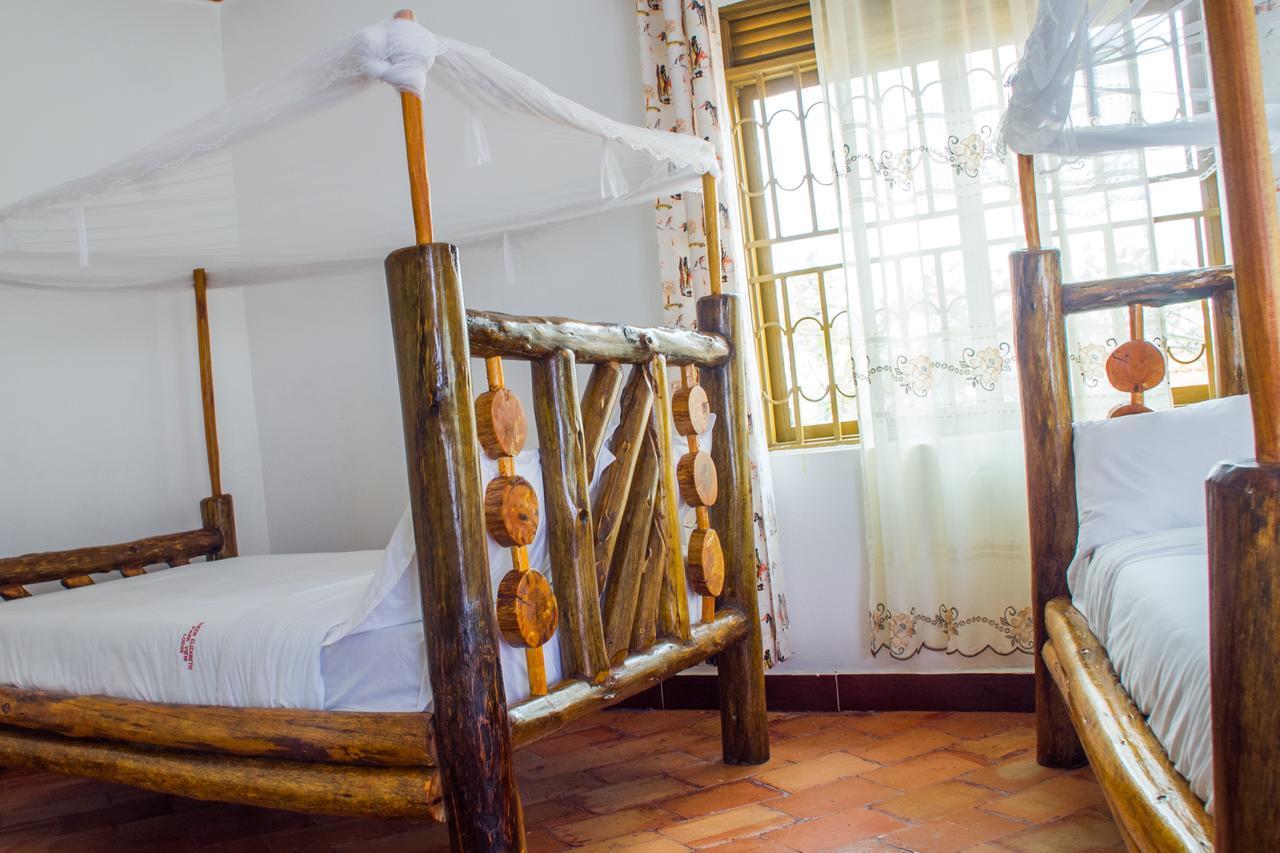 Queen Elizabeth Pvt Lodge Kichwamba Kültér fotó